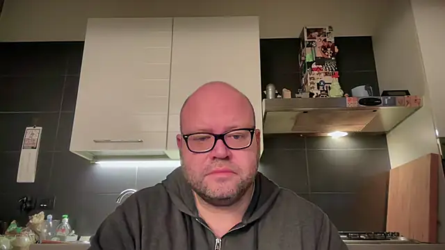 theitalianbear online show from 02-11-25, 07:16