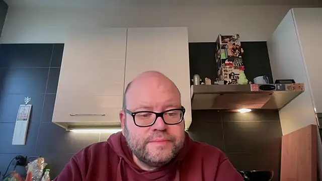 theitalianbear online show from 02-20-25, 07:23