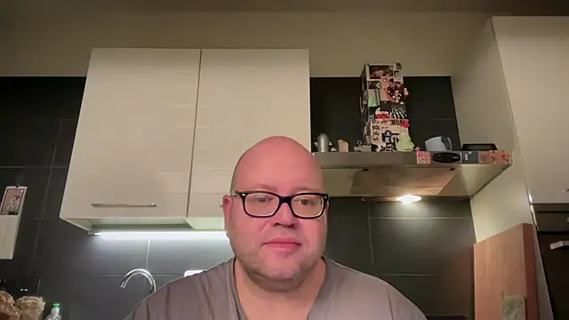 theitalianbear online show from 03-15-25, 04:13