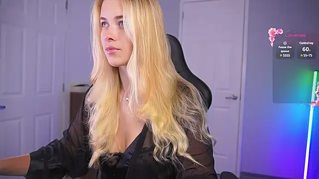 DanikaDillan online show from 01-24-25, 01:24