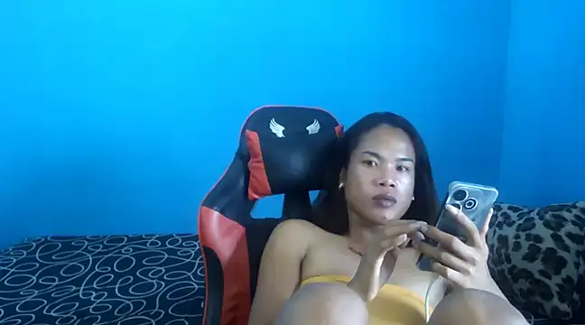 Snapshot of venustheg0ddess chatting on 03-04-25, 04:06 venustheg0ddess online show from 03-04-25, 04:06
