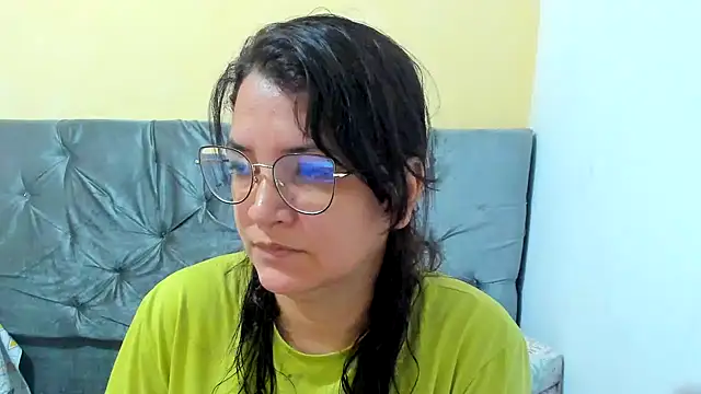 MARILYN GARCIA online show from 02-01-25, 02:24