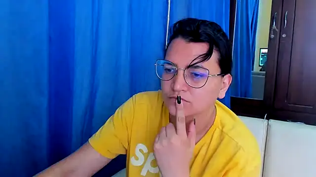 MARILYN GARCIA online show from 02-04-25, 05:01