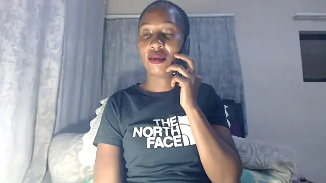 leanna23 online show from 01-11-25, 06:23