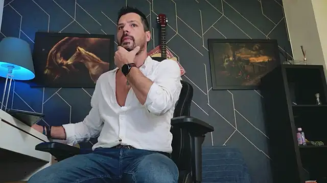 ChrisKox online show from 10-24-25, 06:37