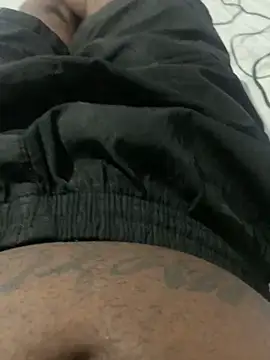 Snapshot of Negao23cmjf chatting on 10-18-25, 12:57 Negao23cmjf online show from 10-18-25, 12:57