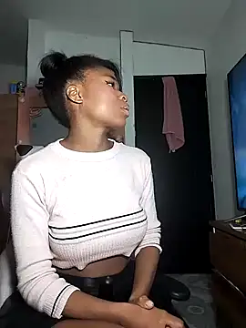 angel allis online show from 12-13-24, 04:22