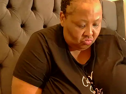 nancy111 online show from 10-27-25, 02:54