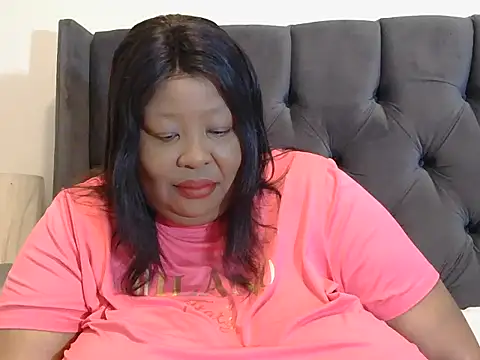 Snapshot of nancy111 chatting on 02-18-26, 02:07 nancy111 online show from 02-18-26, 02:07