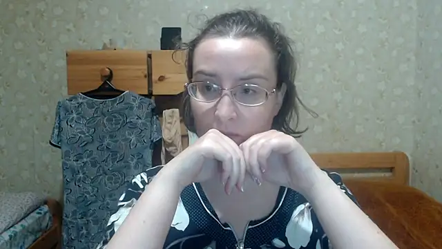 Smart Rose online show from 10-13-25, 07:47