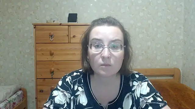 Smart Rose online show from 11-16-25, 01:17