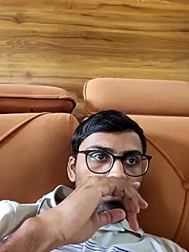 krishna8035 online show from 12-14-25, 07:36