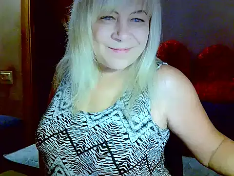 AgoniA7 online show from 10-27-25, 03:54