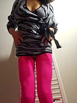 Snapshot of Milf_Hairy_Pussy chatting on 03-21-25, 12:40 Milf Hairy Pussy online show from 03-21-25, 12:40