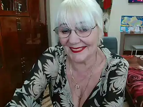 JenaCheim online show from 02-17-25, 06:31