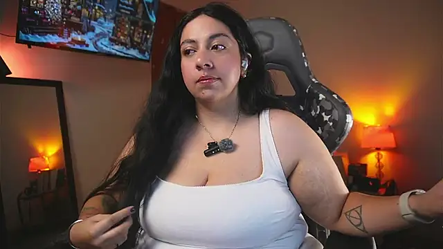 coraline latin online show from 12-04-25, 10:29