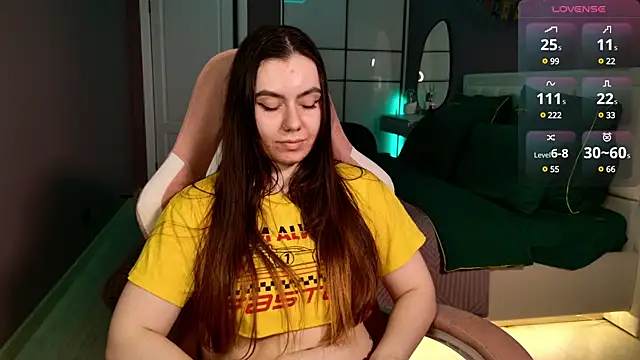 Snapshot of Foxohlove chatting on 03-14-25, 03:58 Foxohlove online show from 03-14-25, 03:58