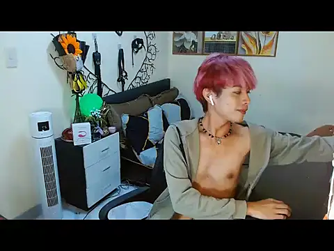 WildestTwink online show from 10-08-25, 05:43