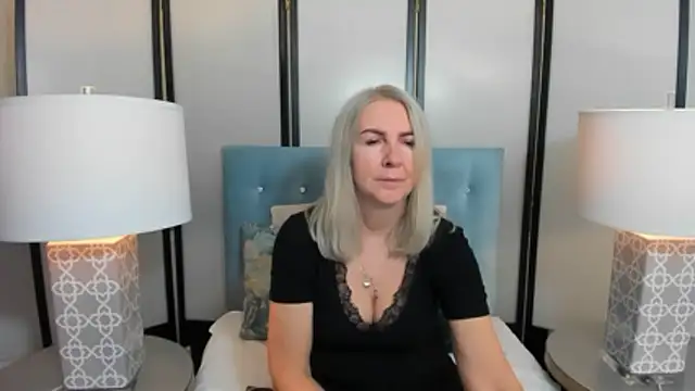 EricaTop online show from 01-08-26, 09:39