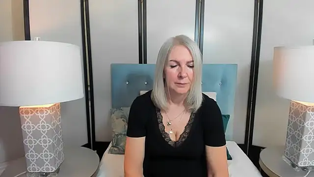 EricaTop online show from 01-14-26, 06:57