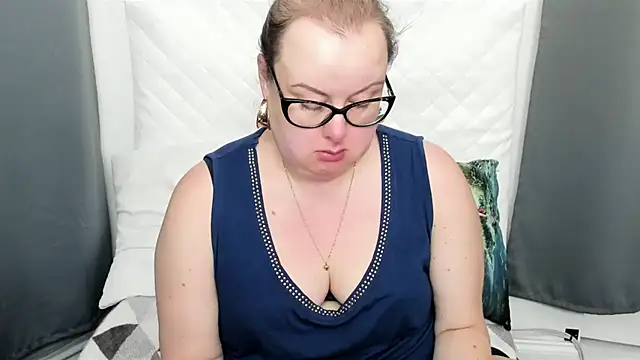 dirtyBonnie online show from 11-20-25, 04:45