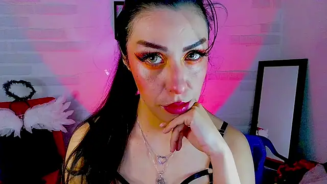 Snapshot of sky_girl1 chatting on 10-30-25, 05:53 sky girl1 online show from 10-30-25, 05:53