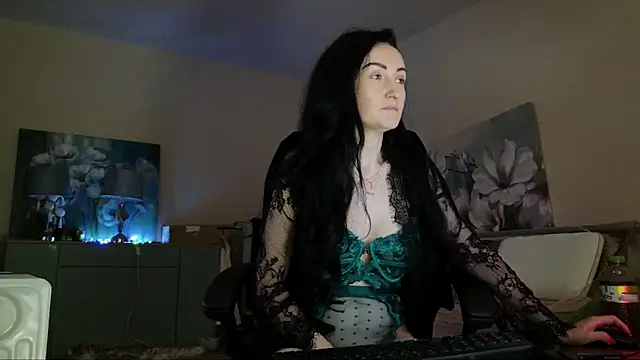 Snapshot of lara_heaven chatting on 11-10-25, 07:29 lara heaven online show from 11-10-25, 07:29