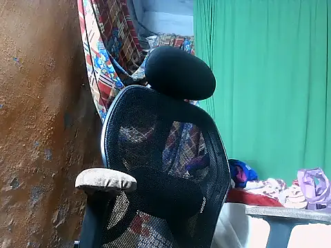 Snapshot of desiboy1101 chatting on 01-26-25, 10:55 desiboy1101 online show from 01-26-25, 10:55