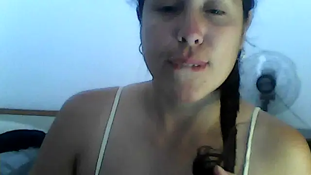 Snapshot of StefyStar_Sexy chatting on 02-05-25, 04:14 StefyStar Sexy online show from 02-05-25, 04:14