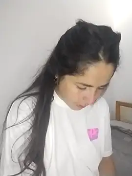 Snapshot of StefyStar_Sexy chatting on 03-04-25, 11:29 StefyStar Sexy online show from 03-04-25, 11:29