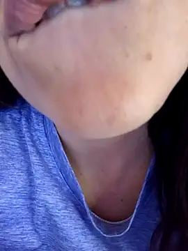 Snapshot of StefyStar_Sexy chatting on 11-04-25, 01:21 StefyStar Sexy online show from 11-04-25, 01:21