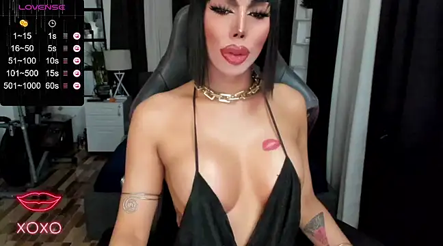 Forever MissCandace online show from 12-18-24, 02:38