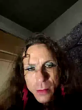 Snapshot of sissyvee chatting on 02-17-25, 07:31 sissyvee online show from 02-17-25, 07:31