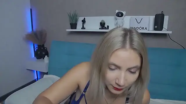 Snapshot of DakotaMae chatting on 12-06-24, 03:11 DakotaMae online show from 12-06-24, 03:11