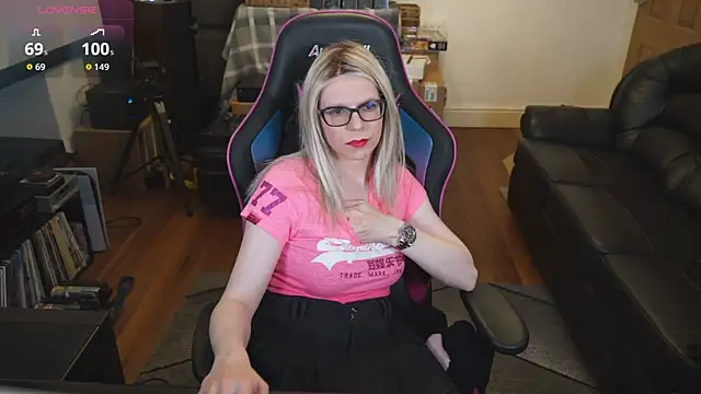 KelseyCobalt online show from 10-17-25, 06:21