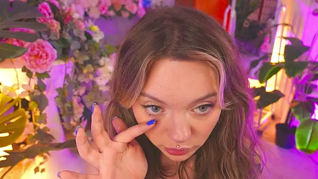 KristaBrooks online show from 11-03-25, 02:18