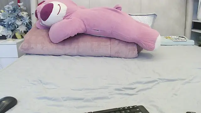Hanako love online show from 01-28-25, 02:00