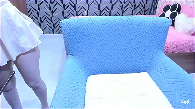 Snapshot of Toyota_Motor_Corporation chatting on 11-24-25, 11:15 Toyota Motor Corporation online show from 11-24-25, 11:15