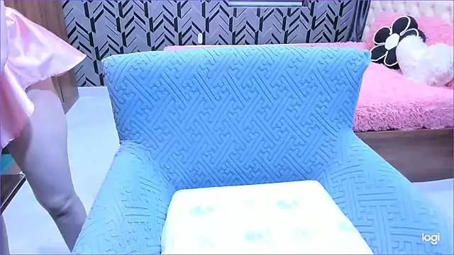 Snapshot of Toyota_Motor_Corporation chatting on 01-05-26, 11:19 Toyota Motor Corporation online show from 01-05-26, 11:19