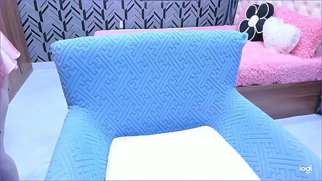 Snapshot of Toyota_Motor_Corporation chatting on 01-13-26, 11:21 Toyota Motor Corporation online show from 01-13-26, 11:21