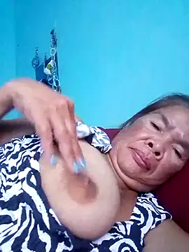 Snapshot of sexylizzy4u chatting on 10-10-25, 07:07 sexylizzy4u online show from 10-10-25, 07:07