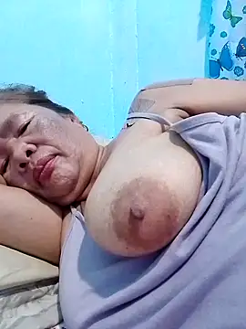 Snapshot of sexylizzy4u chatting on 10-14-25, 07:47 sexylizzy4u online show from 10-14-25, 07:47