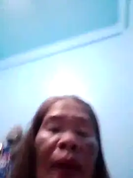 Snapshot of sexylizzy4u chatting on 12-05-25, 12:25 sexylizzy4u online show from 12-05-25, 12:25