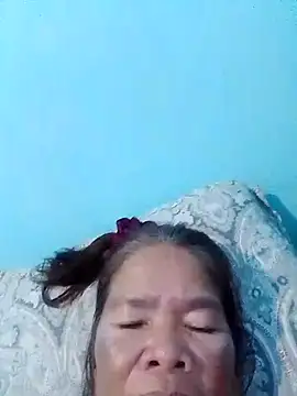 Snapshot of sexylizzy4u chatting on 12-16-25, 08:41 sexylizzy4u online show from 12-16-25, 08:41