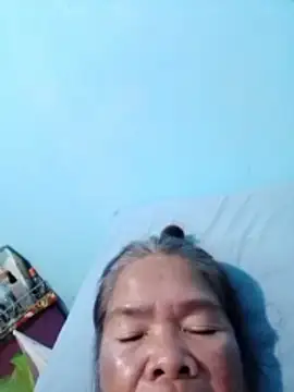 Snapshot of sexylizzy4u chatting on 02-22-26, 02:48 sexylizzy4u online show from 02-22-26, 02:48