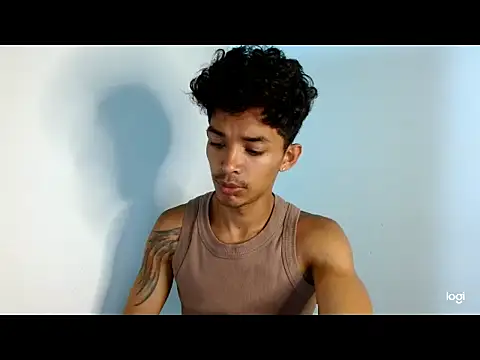 Snapshot of _dannyaldana_ chatting on 10-30-25, 06:37 dannyaldana online show from 10-30-25, 06:37