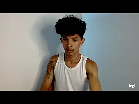 Snapshot of _dannyaldana_ chatting on 11-13-25, 11:03 dannyaldana online show from 11-13-25, 11:03