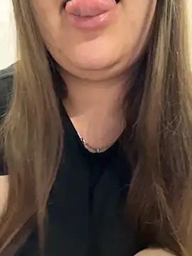 Snapshot of Jane_BBW chatting on 10-12-25, 03:38 Jane BBW online show from 10-12-25, 03:38