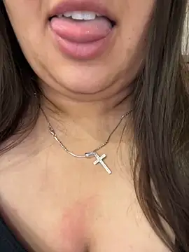 Snapshot of Jane_BBW chatting on 10-14-25, 07:31 Jane BBW online show from 10-14-25, 07:31