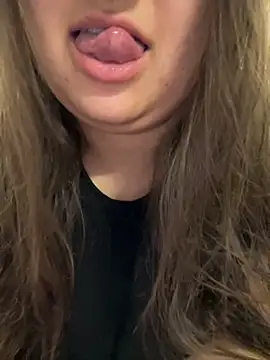 Snapshot of Jane_BBW chatting on 10-20-25, 09:21 Jane BBW online show from 10-20-25, 09:21